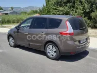 Usado Renault Scenic E-Tech Dynamique 130 CV (95 kW) 2011 Marrón Monovolumen