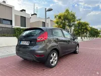 Usado Ford Fiesta Ghia 68 CV (50 kW) 2010 Negro Berlina