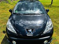 Usado Peugeot 207 CC 120 CV (88 kW) 2008 Negro Descapotable