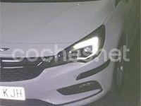 Usado Opel Astra Selective 125 CV (91 kW) 2018 Blanco Berlina