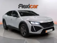 Usado Peugeot 408 Allure 145 CV (106 kW) 2025 Blanco SUV