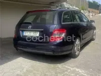 Usado Mercedes C180 156 CV (114 kW) 2010 Azul Familiar