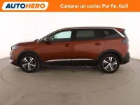 Usado Peugeot 5008 Allure 131 CV (96 kW) 2022 Marrón SUV