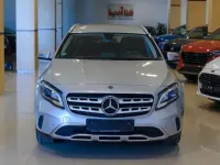 Usado Mercedes GLA200 Urban 136 CV (100 kW) 2017 Gris SUV