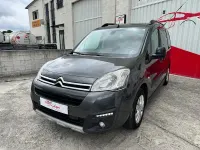 Usado Citroën Berlingo XTR 100 CV (73 kW) 2016 Gris / plata Monovolumen