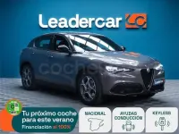 Usado Alfa Romeo Stelvio Sprint 160 CV (117 kW) 2024 Gris / plata SUV