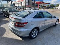 Usado Mercedes CLC180 143 CV (105 kW) 2009 Gris / plata Utilitario