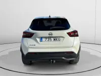 Begagnad Nissan Juke N-Connecta 116 HK (85 kW) 2023 Vit SUV