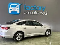 Usado Renault Talisman Business 120 CV (88 kW) 2020 Gris / plata Berlina
