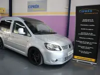 Usado VW Caddy Trendline 102 CV (75 kW) 2011 Gris / plata Monovolumen