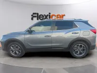 Usado SsangYong Korando 149 CV (109 kW) 2022 Gris