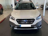 Usado Subaru Outback Active 169 CV (124 kW) 2025 Blanco Familiar