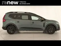 Usado Dacia Jogger Extreme 91 CV (66 kW) 2025 Verde Monovolumen