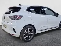 Usado Renault Clio Techno 100 CV (73 kW) 2023 Utilitario