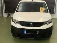 Usado Peugeot Partner 102 CV (75 kW) 2020 Blanco Monovolumen