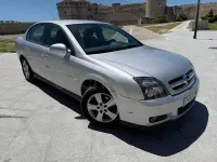 Usado Opel Vectra Elegance 120 CV (88 kW) 2006 Gris / plata Berlina