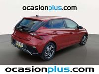 Usado Hyundai i20 101 CV (74 kW) 2024 Rojo Utilitario