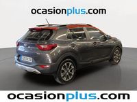 Usado Kia Stonic 100 CV (73 kW) 2019 Gris / plata SUV