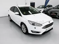 Usado Ford Focus Titanium 115 CV (84 kW) 2015 Blanco Berlina