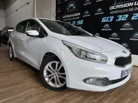 Usado Kia Ceed GT 90 HP (66 kW) 2013 Branco Sedan