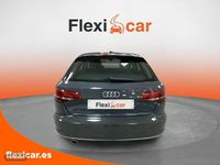 Usado Audi A3 110 CV (80 kW) 2017 Gris Berlina
