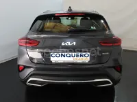 Usado Kia XCeed 141 CV (103 kW) 2024 Gris / plata SUV