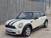 Usado Mini ONE 95 CV (69 kW) 2007 Beige Utilitario