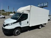 Usado Iveco Daily 156 CV (114 kW) 2024 Blanco Berlina