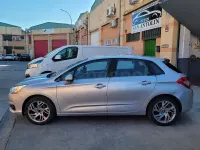 Usado Citroën C4 92 CV (67 kW) 2014 Gris / plata Berlina
