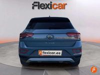 Usado VW T-Roc Life 150 CV (110 kW) 2023 Verde SUV