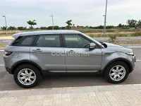 Usado Land Rover Range Rover evoque Pure 150 CV (110 kW) 2013 Gris / plata SUV