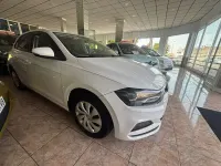 Usado VW Polo Advance 95 CV (69 kW) 2018 Blanco Utilitario