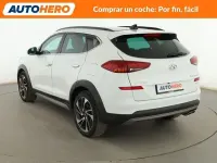 Usado Hyundai Tucson Style 177 CV (130 kW) 2019 Blanco SUV