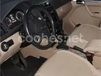 Usado VW Touran Advance 105 CV (77 kW) 2014 Negro Monovolumen
