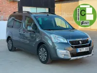 Usado Peugeot Partner Tepee Style 120 CV (88 kW) 2016 Gris / plata Monovolumen