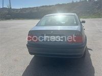 Usado BMW 320 150 CV (110 kW) 2004 Azul Berlina