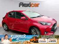 Usado Toyota Yaris Hybrid Active 116 CV (85 kW) 2024 Granate Berlina