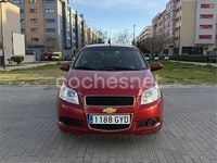 Usado Chevrolet Aveo LS 101 CV (74 kW) 2010 Rojo Berlina