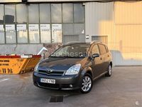 Usado Toyota Corolla Verso Sol 129 CV (94 kW) 2007 Gris / plata Monovolumen