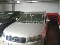 Usado Audi A3 Attraction 150 CV (110 kW) 2004 Gris / plata Berlina