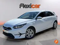 Usado Kia Ceed 136 CV (100 kW) 2023 Blanco Utilitario