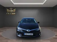 Usado Toyota Auris 116 CV (85 kW) 2018 Negro Utilitario