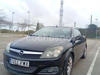 Usado Opel Astra Cabriolet Enjoy 105 CV (77 kW) 2007 Negro Descapotable
