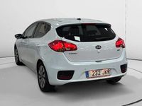 Używany Kia Ceed 120 KM (88 kW) 2015 Biały Hatchback