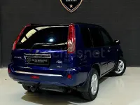 Usado Nissan X-Trail 136 CV (100 kW) 2005 Azul SUV