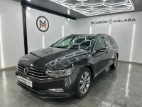 Usado VW Passat Executive 150 CV (110 kW) 2020 Negro Familiar