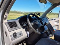 Usado VW Multivan Trendline 104 CV (76 kW) 2006 Gris / plata Monovolumen