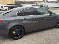 Usado Opel Insignia Sport 180 CV (132 kW) 2011 Gris / plata Berlina