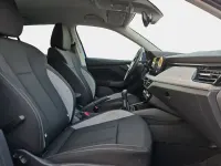Usado Skoda Kamiq Selection 115 CV (84 kW) 2025 Azul SUV