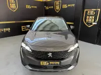 Usado Peugeot 3008 Allure 130 CV (95 kW) 2021 Gris / plata SUV